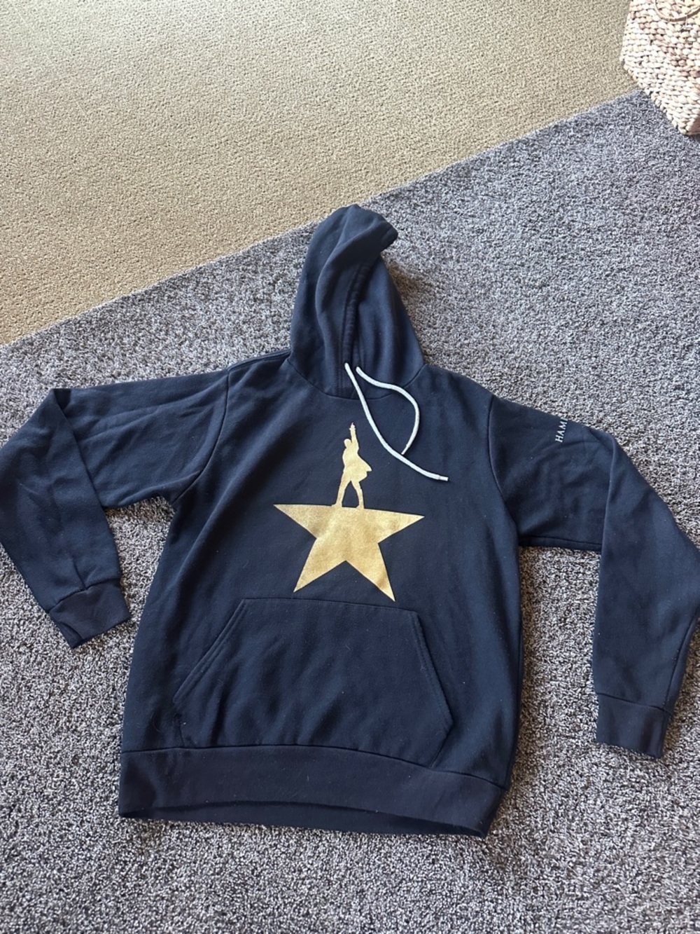 HAMILTON Broadway Unisex Black Hoodie with Gold Star Graphic SMALL New York